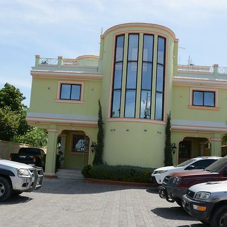 Hotel Tabarre 'S Palace Port-au-Prince Exterior foto